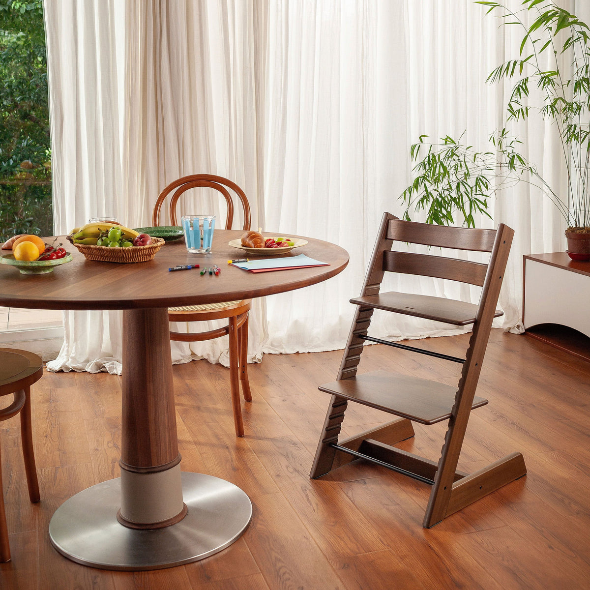 Stokke - Tripp Trapp® Chair Signature Walnut Warm Brown