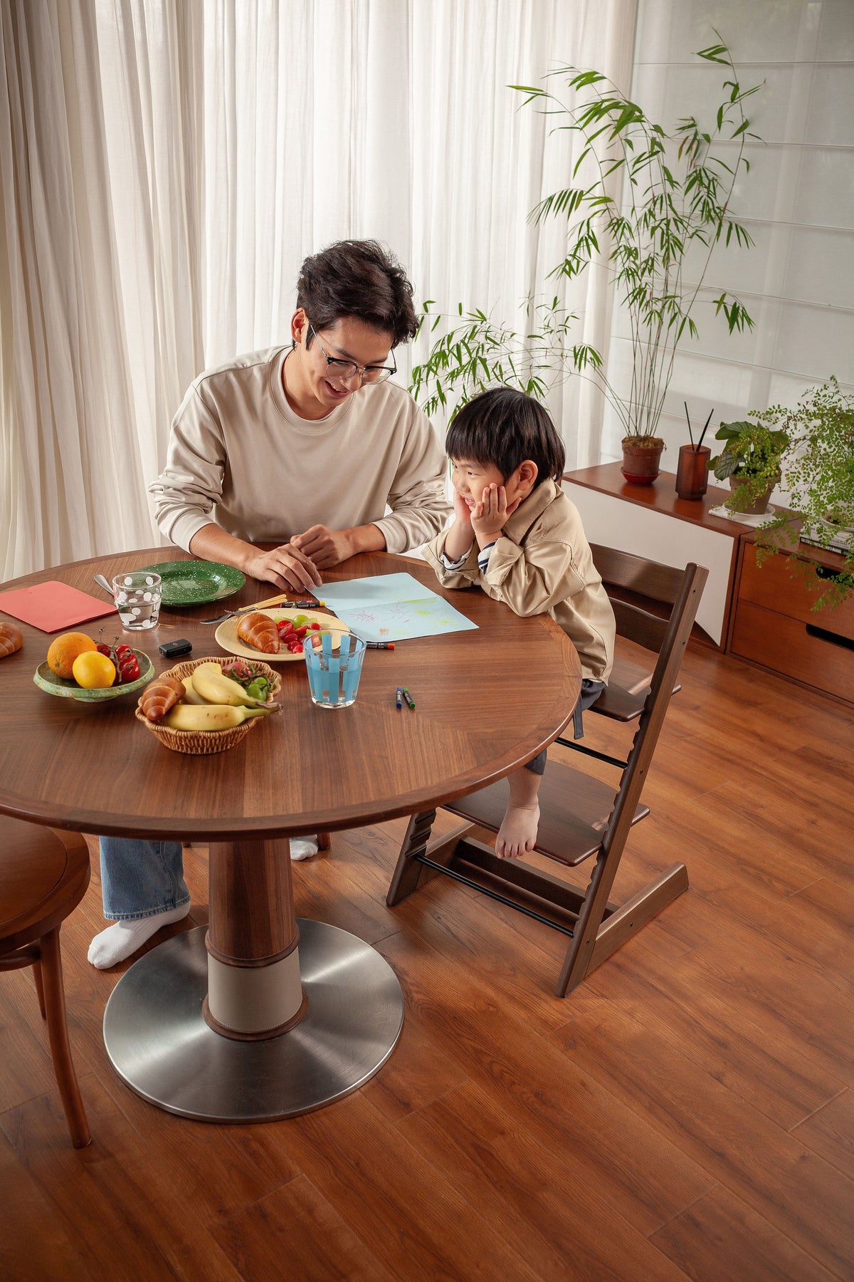 Stokke - Tripp Trapp® Chair Signature Walnut Warm Brown